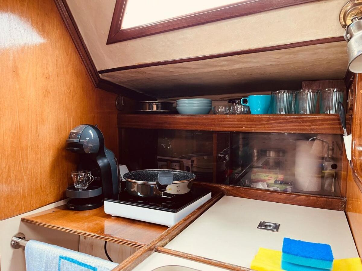 Nortada Boat Escape Botel *
